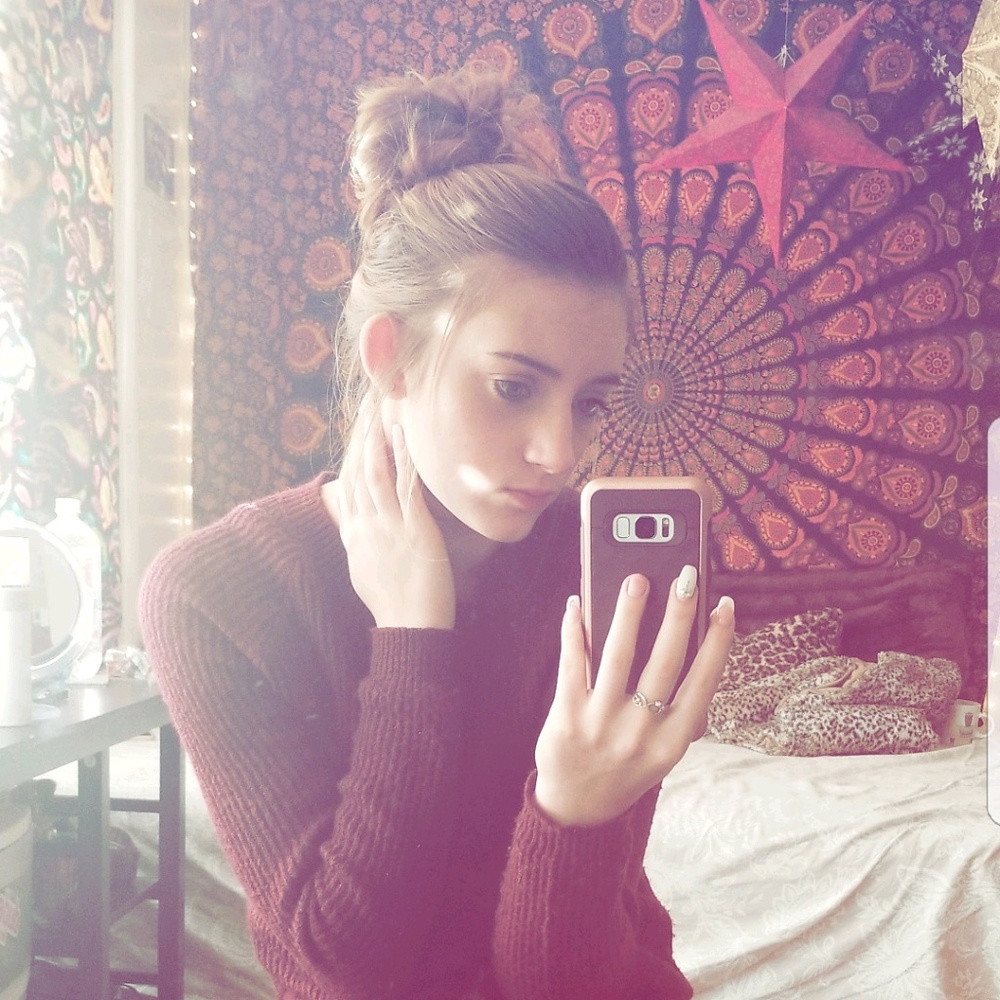 Meet your Posher, Sage